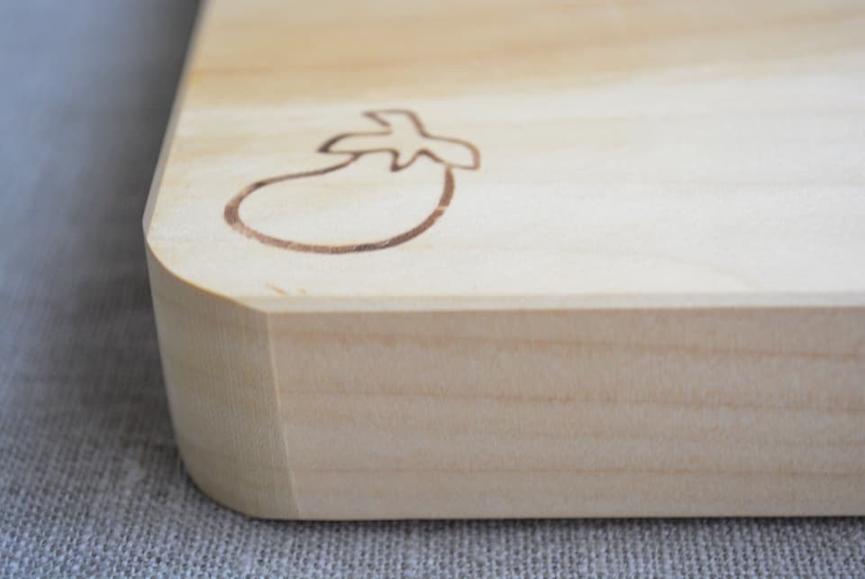 イチョウのまな板 小 中 大 特大 プロの料理人も愛用する銀杏 いちょう 材の木製まな板 抗菌性に優れた無垢の一枚板 国産 日本製 イチョウのまな板 小 中 大 特大 プロの料理人も愛用する銀杏 いちょう 材の木製まな板 抗菌性に優れた無垢の一枚板 国産 日本製