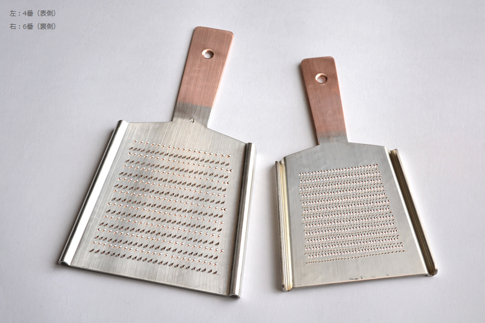 銅おろし金 羽子板 4番両面 6番両面 プロの料理人も愛用する大矢製作所の銅おろし金 薬味もおろせる両面仕様 刃の立て直しが出来る一生もの 国産 日本製 銅おろし金 羽子板 4番両面 6番両面 プロの料理人も愛用する大矢製作所の銅おろし金 薬味もおろせる両面仕様 刃の立て直しが出来る一生もの 国産 日本製