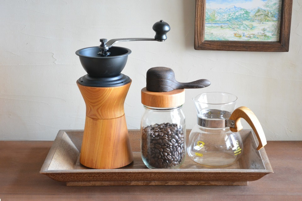 天然木製・手動】コーヒーミル (COFFEE MILL)｜おしゃれなデザインと豆 
