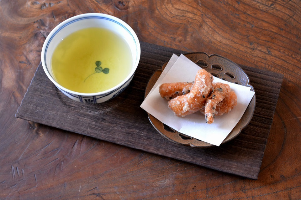 藤すかし茶托×ちょこっとトレー＜鈴木盛久工房×岩本清商店＞