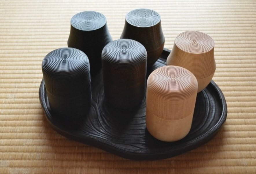 天然木口盆 × 茶筒・Karmi ＜岩本清商店 × 我戸幹男商店＞｜暮らしのほとり舎
