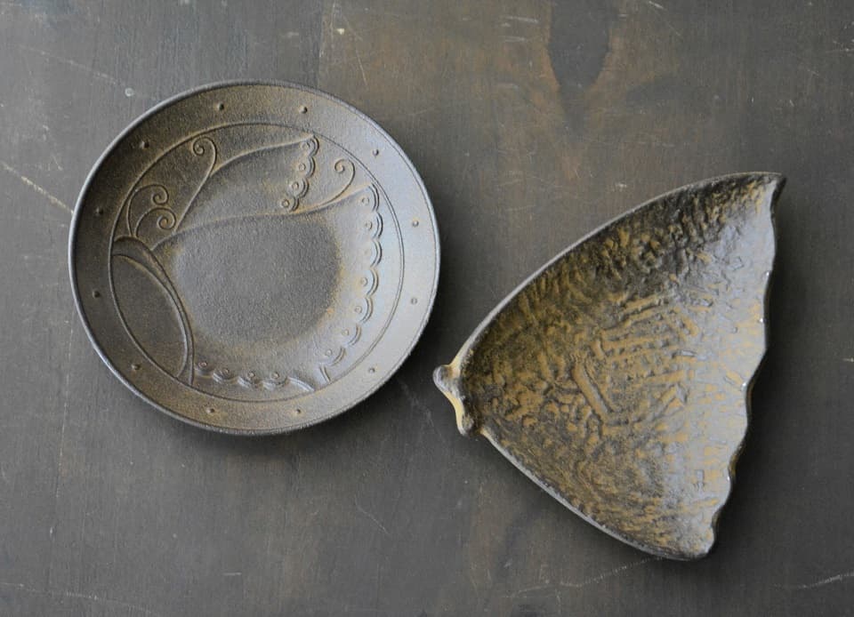 蝶モチーフの南部鉄製銘々皿<鈴木盛久工房>