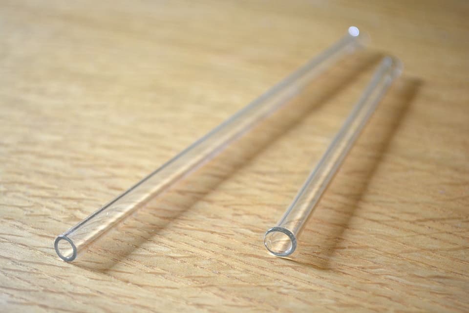 ガラスストロー 左：20cm 右：15cm ＜廣田硝子＞ ｜ 暮らしのほとり舎