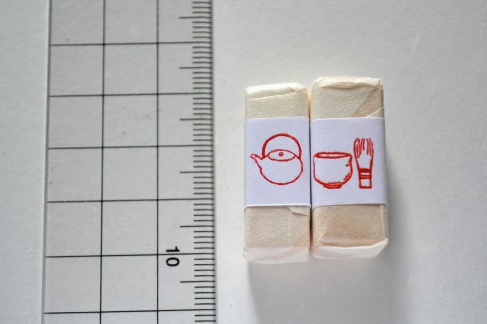 遊楽の印「急須」「茶碗と茶筅」 サイズ ＜工房 蓮＞ ｜ 暮らしのほとり舎
