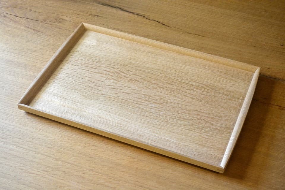 楢材のトレイ (大) ＜ヨシタ手工業デザイン室＞｜暮らしのほとり舎
