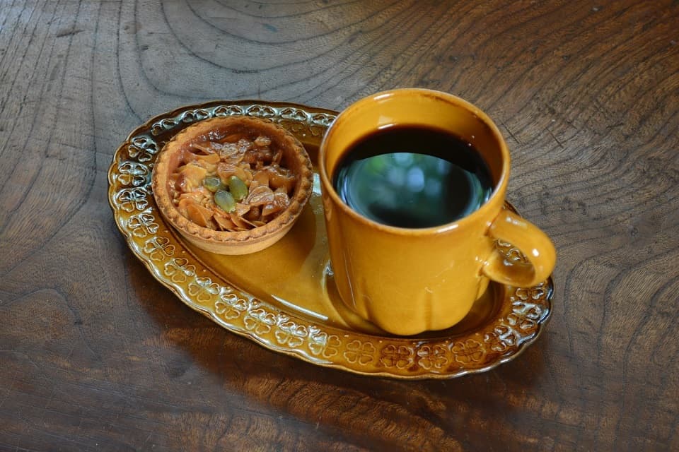 白詰草|カップ&オーバルソーサー(キャラメル)<4th-market>