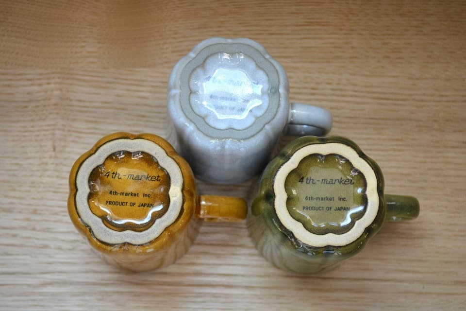 白詰草|ティーカップ(裏・クローバー)