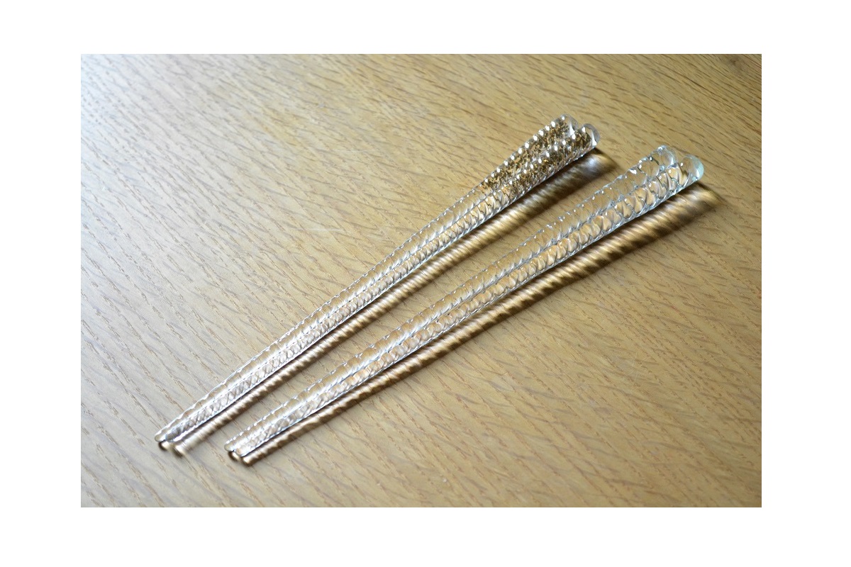 glass_serving-chopsticks.jpg