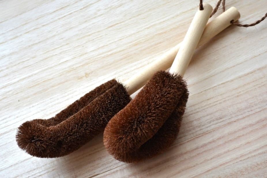 柄付き棕櫚たわし (ショート・水筒 細長) <山本勝之助商店> | 暮らしのほとり舎