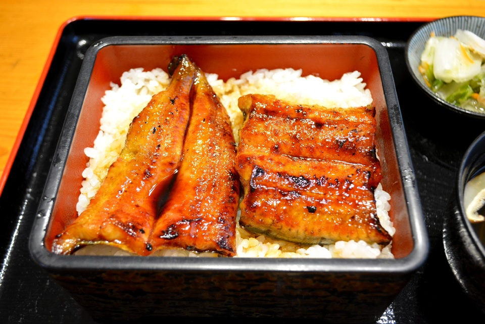 旬の味覚「鰻」のブログ記事へ